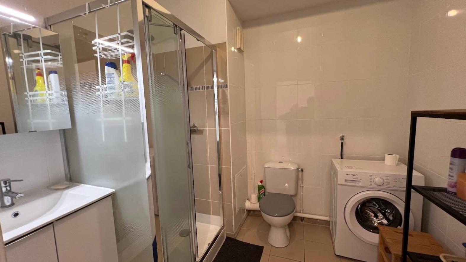 Logement Entier 2 Pieces Parking 5'Metro Saint-Denis  Exterior foto